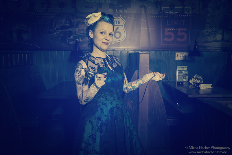 Nadine 9041 Full Frame